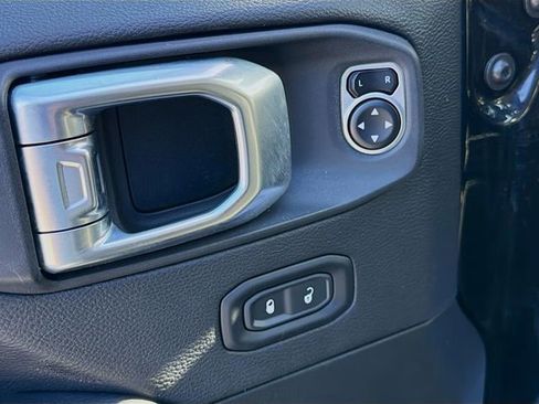 Used 2020 Jeep Gladiator Overland w/ Safety Group image 20