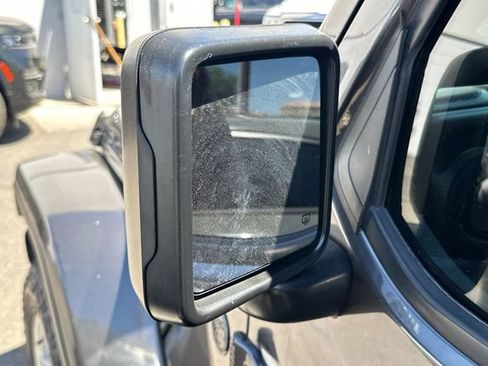 Used 2022 Jeep Gladiator Sport image 7