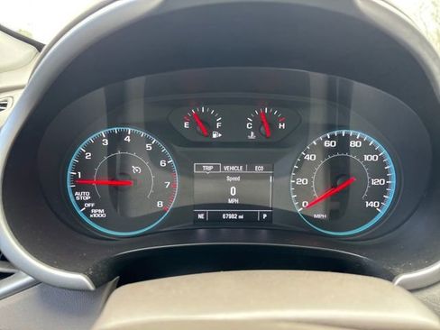 Used 2022 Chevrolet Malibu LS image 11