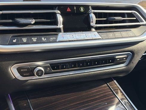 Used 2021 BMW X7 xDrive40i w/ Premium Package image 54