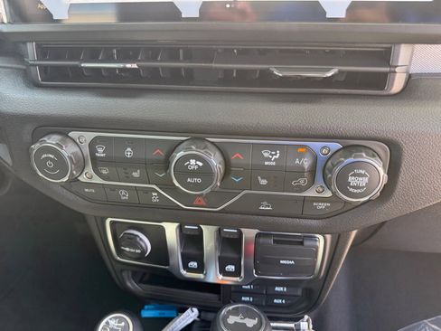New 2026 Jeep Wrangler Sport AWD/4WD image 20