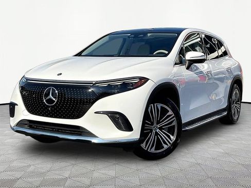 Used 2023 Mercedes-Benz EQS 450+ SUV image 3
