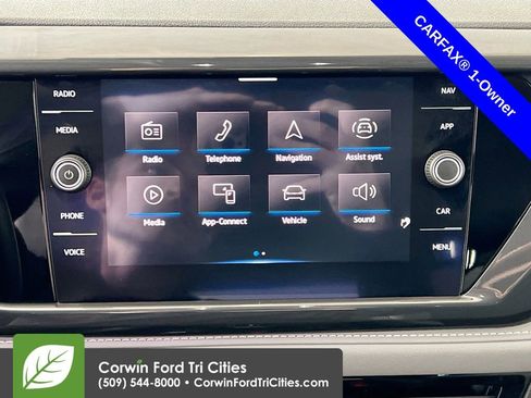 Used 2022 Volkswagen Taos SEL image 22