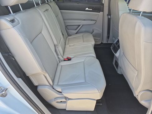 Used 2021 Volkswagen Atlas SEL AWD/4WD image 31