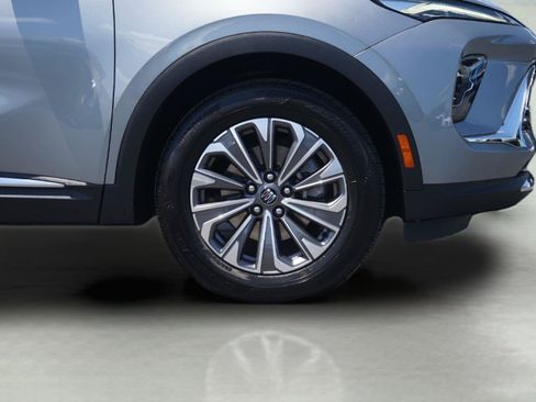 Used 2024 Buick Envision Preferred AWD/4WD image 4