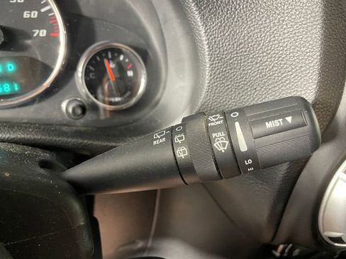 Used 2014 Jeep Wrangler Unlimited Sahara w/ Dual Top Group AWD/4WD image 10