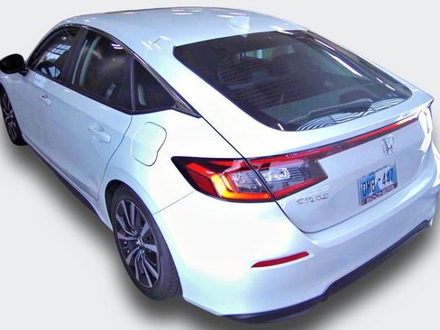 Used 2024 Honda Civic EX-L image 4