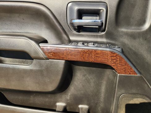 Used 2018 GMC Sierra 2500 SLE w/ HD SLE Preferred Plus Package image 22