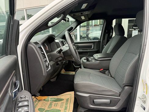 Used 2024 RAM 1500 Classic Warlock AWD/4WD image 13