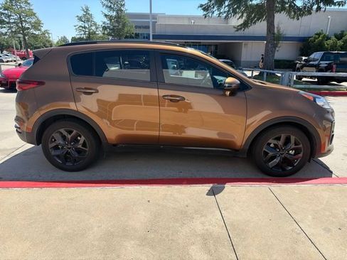Used 2021 Kia Sportage S FWD image 4