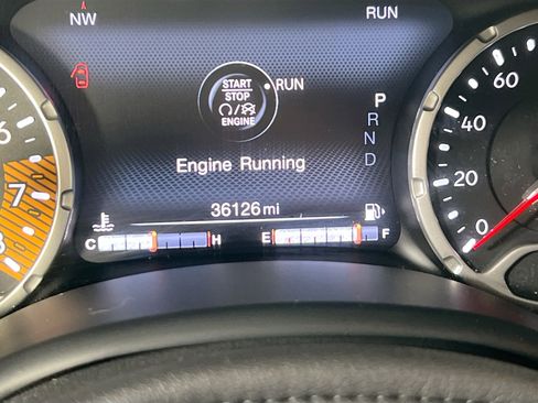 Used 2022 Jeep Renegade Latitude w/ Convenience Group AWD/4WD image 12