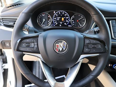 Used 2023 Buick Enclave Avenir w/ Avenir Technology Package image 33