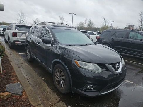 Used 2016 Nissan Rogue SL w/ SL Premium Package image 3