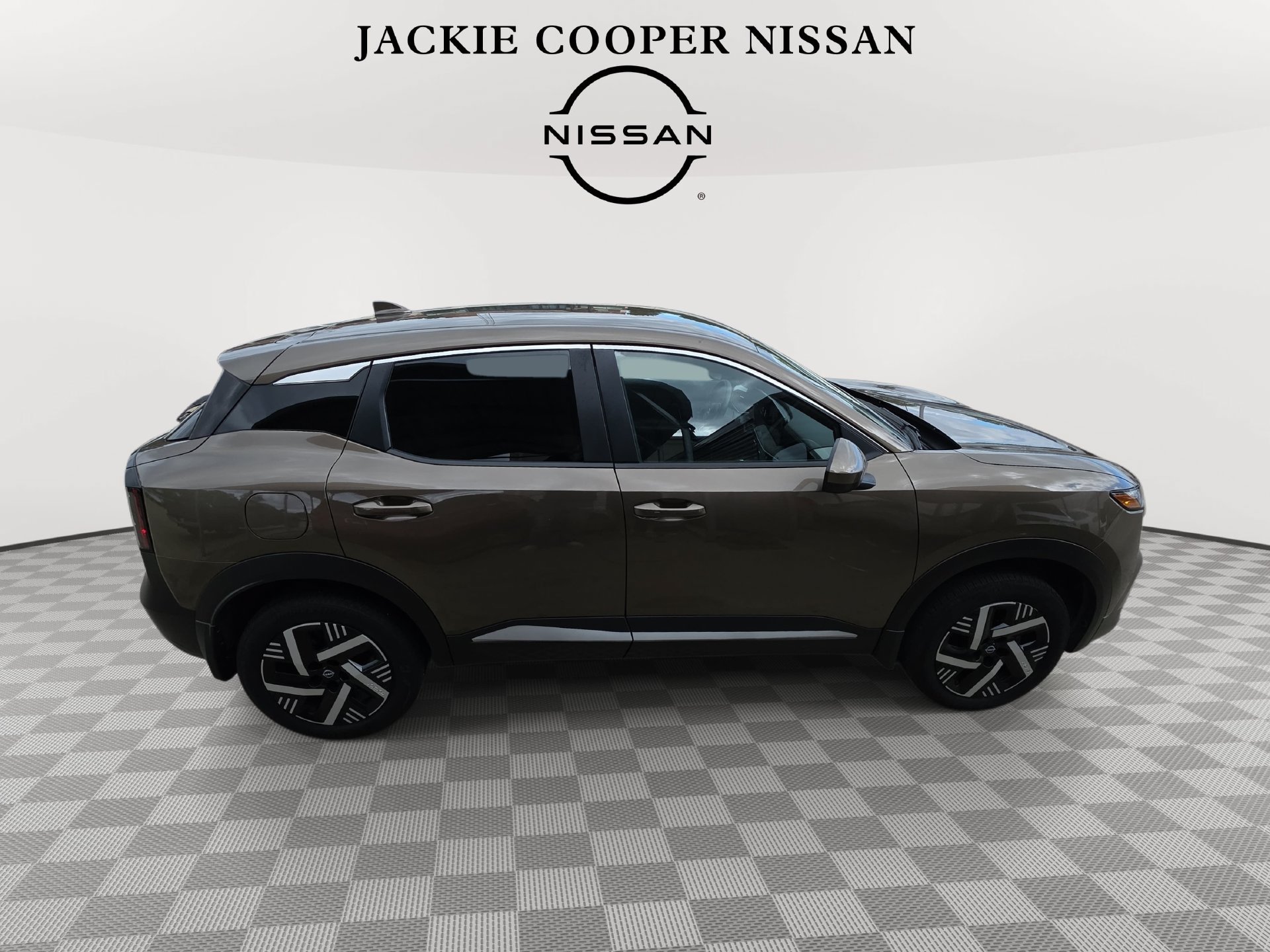 Certified 2025 Nissan Kicks SV FWD image 4