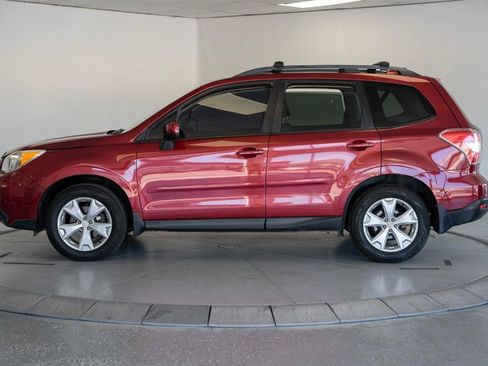 Used 2016 Subaru Forester 2.5i Premium AWD/4WD image 4