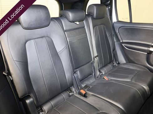 Used 2021 Mercedes-Benz GLB 250 4MATIC image 30