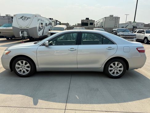 Used 2007 Toyota Camry XLE FWD image 6