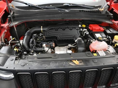 Used 2022 Jeep Renegade Latitude w/ Sun/Sound Group AWD/4WD image 13