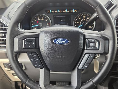 Used 2018 Ford F150 XLT w/ Equipment Group 301A Mid RWD image 26
