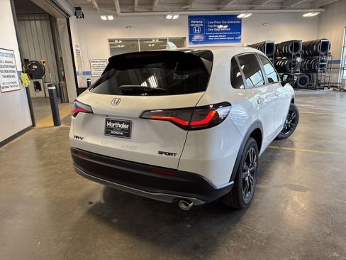 New 2026 Honda HR-V Sport image 5