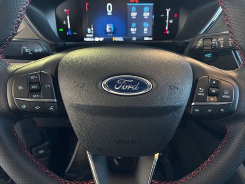 Used 2025 Ford Escape ST-Line image 33