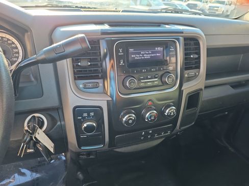 Used 2018 RAM 2500 Tradesman w/ Power & Remote Entry Group image 18