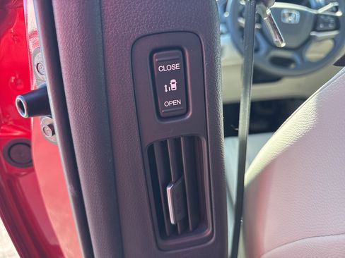 New 2026 Honda Odyssey EX-L image 21