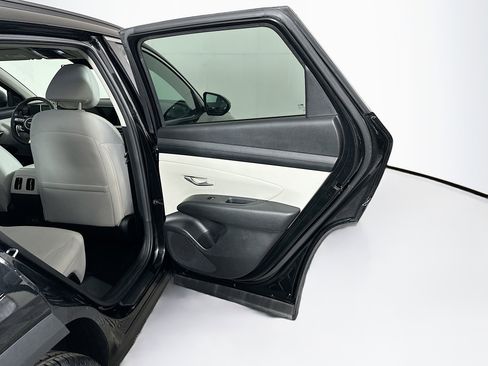 Used 2025 Hyundai Tucson SEL FWD image 30