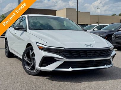 Certified 2025 Hyundai Elantra SEL