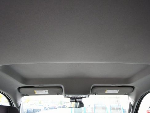 Used 2024 Chevrolet Silverado 2500 LT image 31