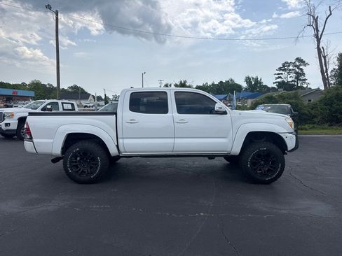 Used 2014 Toyota Tacoma 4x4 Double Cab w/ TRD Sport Package image 6