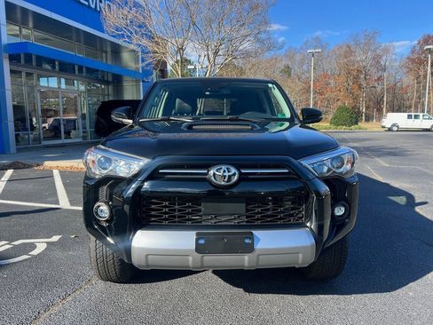 Used 2024 Toyota 4Runner TRD Off-Road Premium image 4