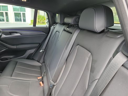 Certified 2024 BMW X4 xDrive30i w/ Premium Package AWD/4WD image 14