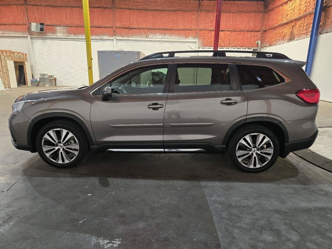Used 2021 Subaru Ascent Limited w/ Technology Package AWD/4WD image 14