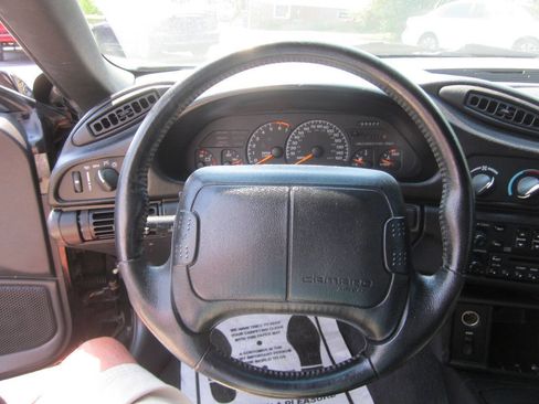 Used 1996 Chevrolet Camaro Z28 RWD image 17