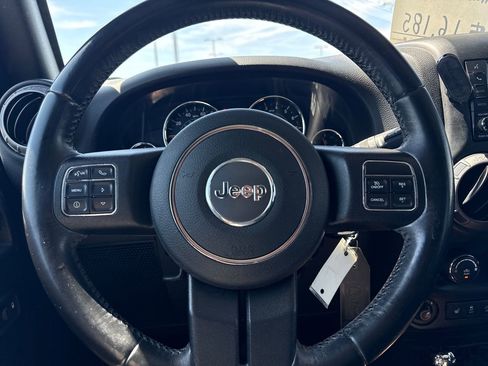 Used 2017 Jeep Wrangler Unlimited Sport w/ Quick Order Package 24S AWD/4WD image 14