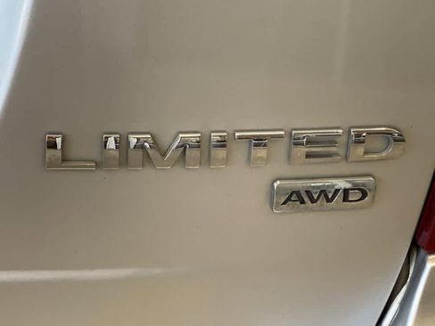 Used 2013 Ford Edge Limited AWD/4WD image 12
