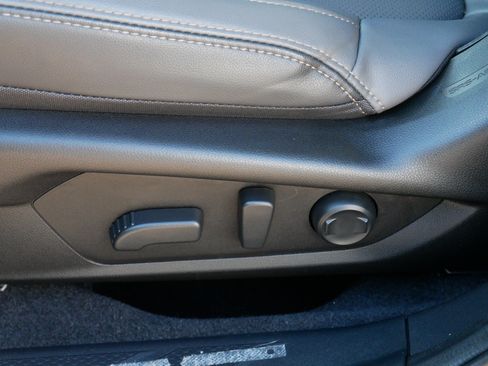 Certified 2026 Subaru Outback Limited AWD/4WD image 19