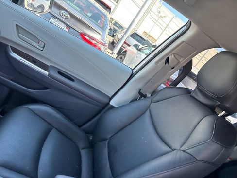 Used 2023 Toyota Sienna LE FWD image 20