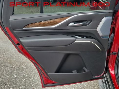 Used 2023 Cadillac Escalade Sport Platinum AWD/4WD image 11