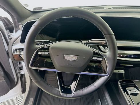Certified 2024 Cadillac Lyriq Luxury w/ LPO, Floor Liner Package AWD/4WD image 15