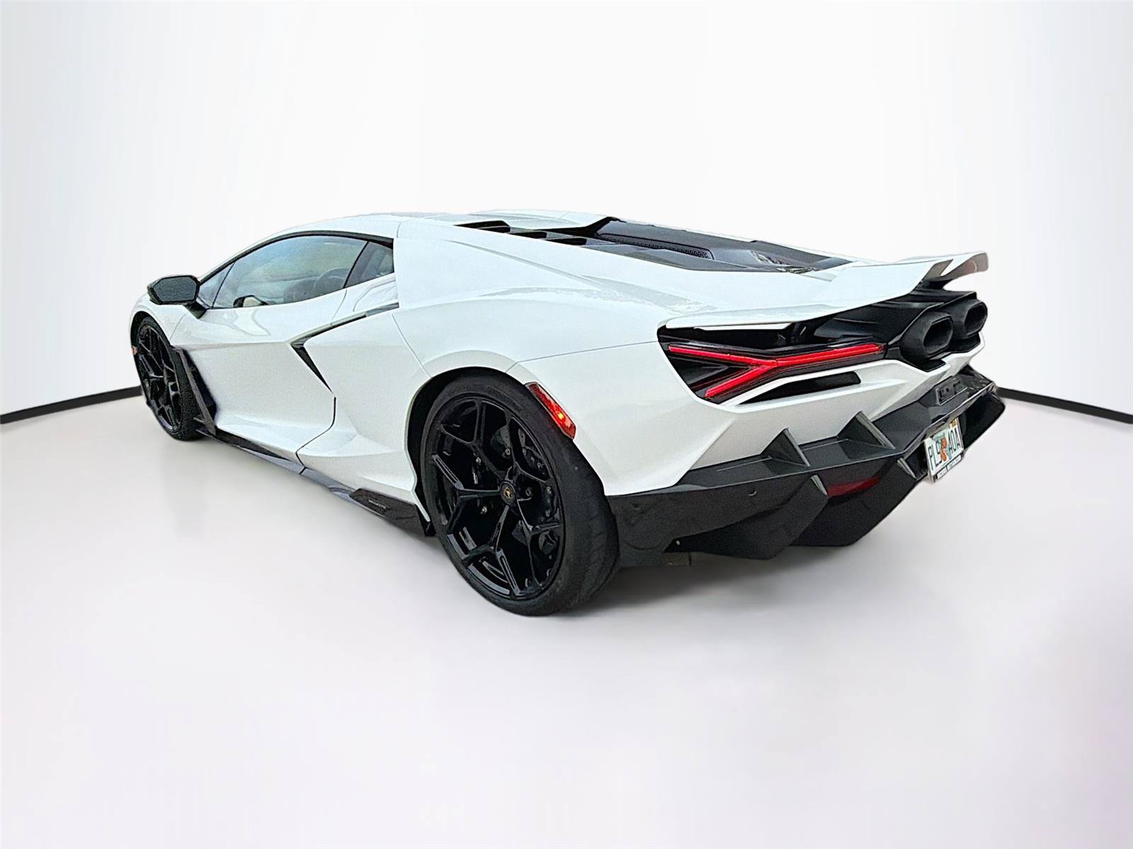 Used 2024 Lamborghini Revuelto AWD/4WD image 39