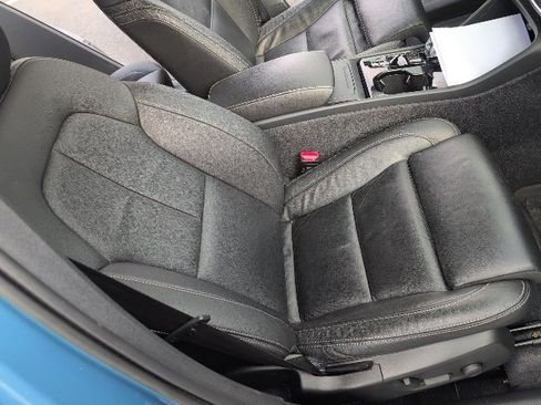 Used 2023 Volvo XC40 B5 Plus w/ Driver Assist Package image 14