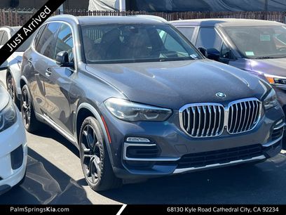 Used 2019 BMW X5 xDrive40i w/ Premium Package 2