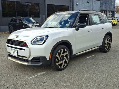 Used 2025 MINI Cooper Countryman S image 3