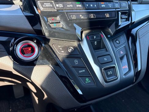 Used 2022 Honda Odyssey Touring image 25