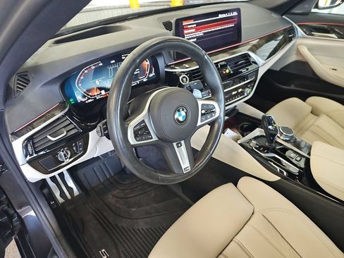 Used 2023 BMW 540i xDrive w/ M Sport Package AWD/4WD image 10