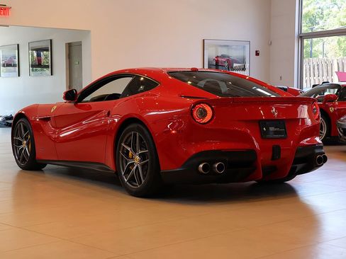 Certified 2014 Ferrari F12 Berlinetta RWD image 2