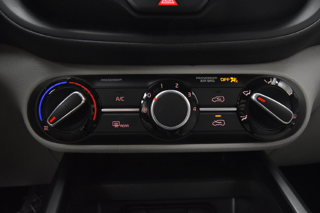Used 2022 Kia Soul LX w/ Technology Package FWD image 31