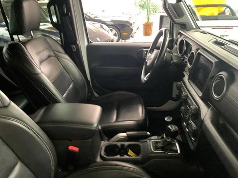 Used 2022 Jeep Wrangler Unlimited Sahara w/ Cold Weather Group AWD/4WD image 10